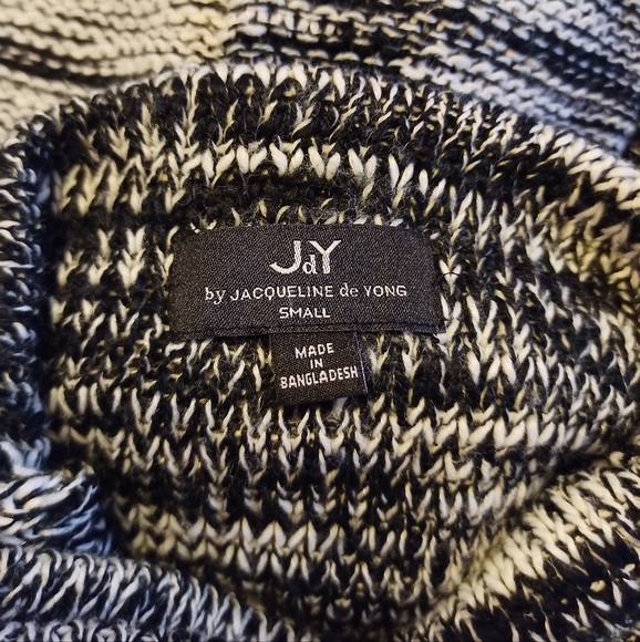 Jacqueline de Yong Women's Black/Gray Marled Turtleneck Knit Sweater - Picture 13 of 16